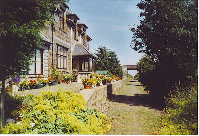 Mormond Halt railway station