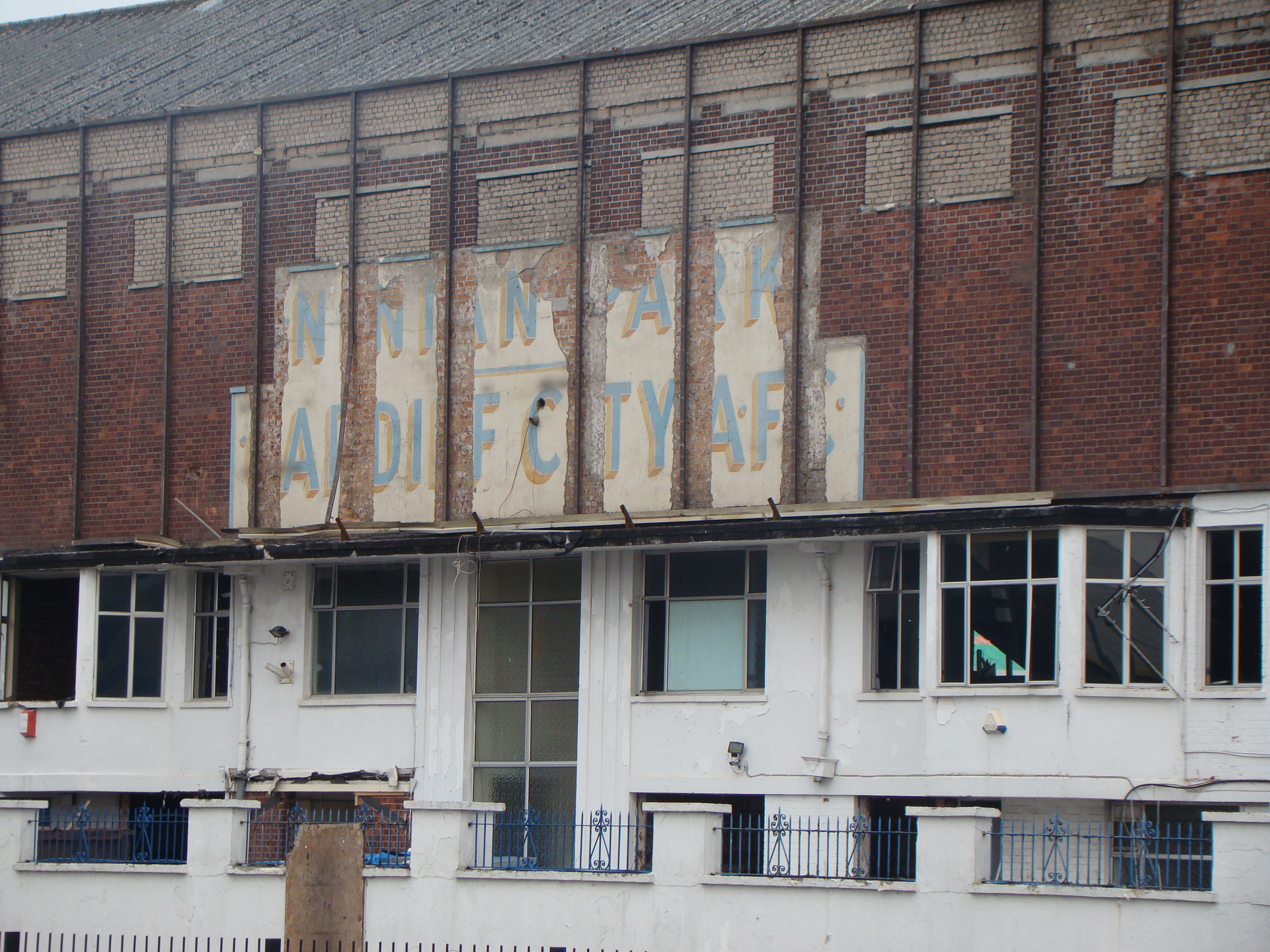 Ninian Park - Wikipedia