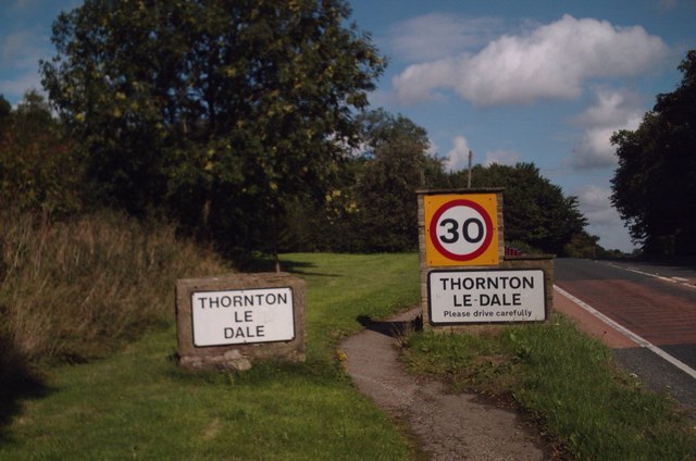 File:Road signs on edge of Thornton le Dale - geograph.org.uk - 223198.jpg