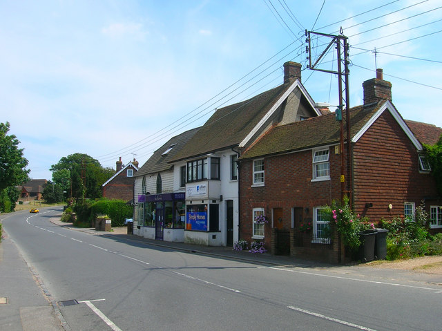 File:Shops and Cottages, Gardner Street, Herstmonceux - geograph.org.uk - 901846.jpg