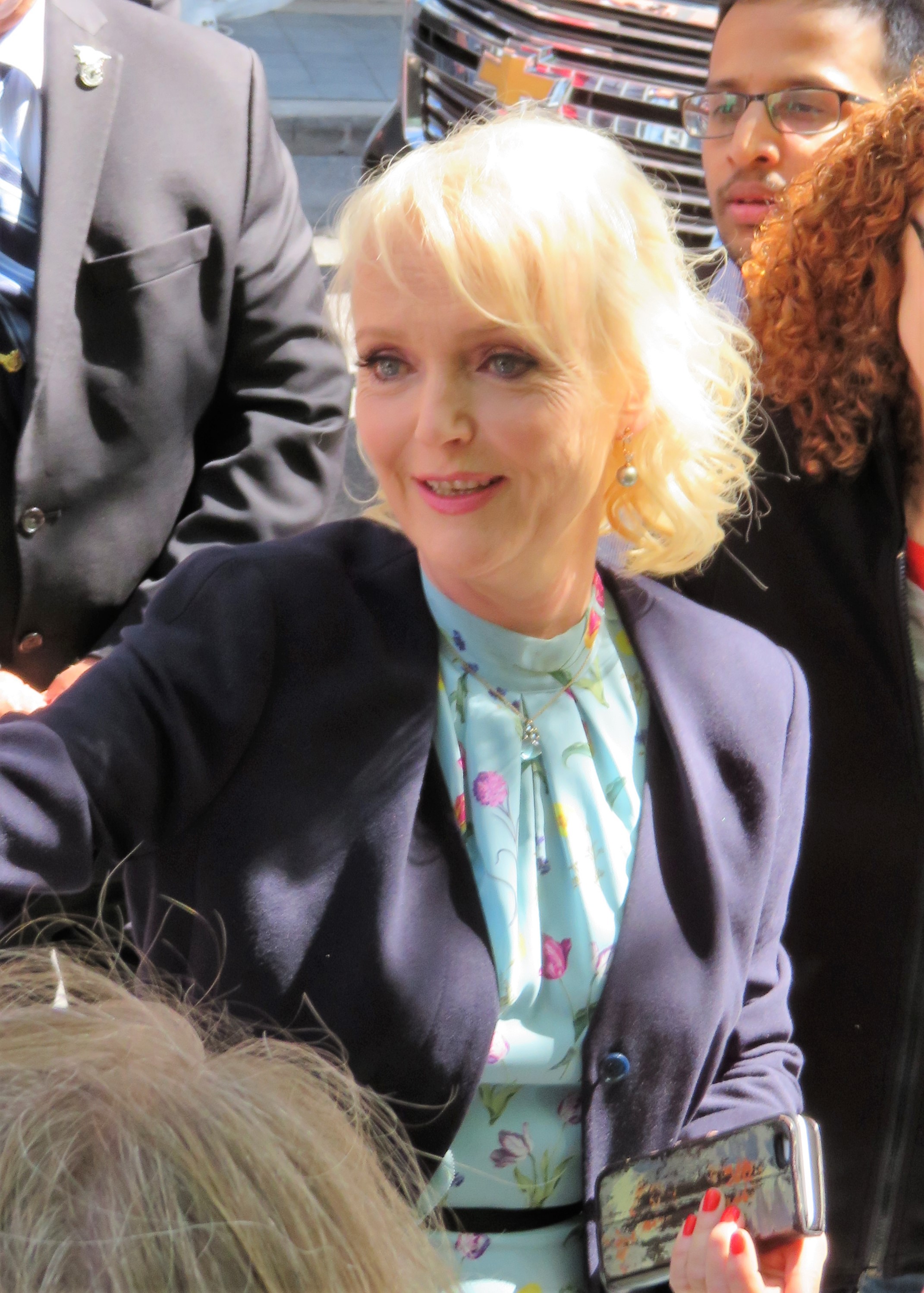 Miranda Richardson alive and kicking