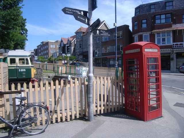 File:Telephone kiosk outside Swanage Station - geograph.org.uk - 887025.jpg