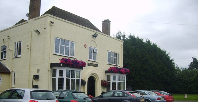 File:The Bridge Inn - geograph.org.uk - 1452318.jpg