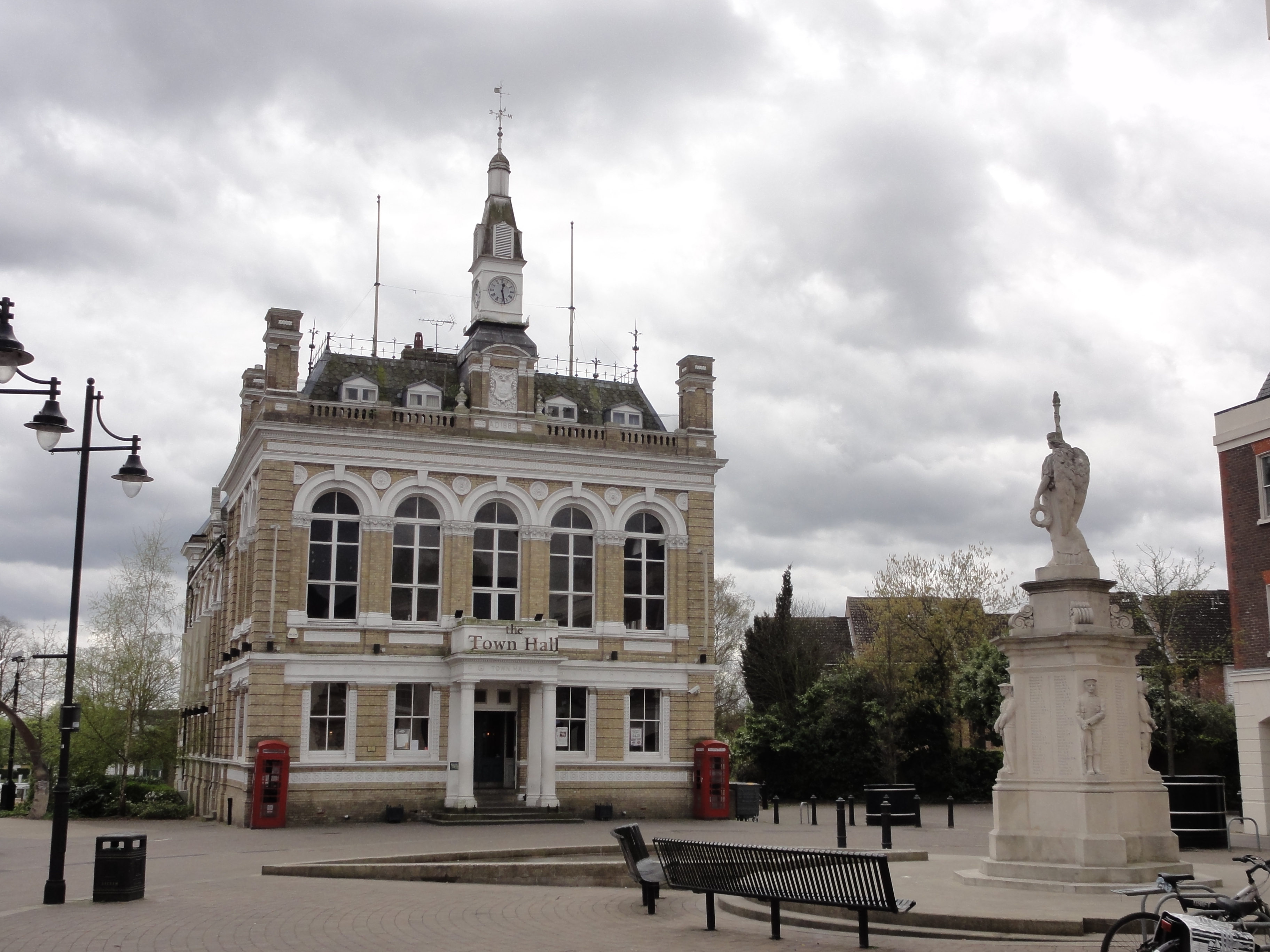 Staines Town Hall