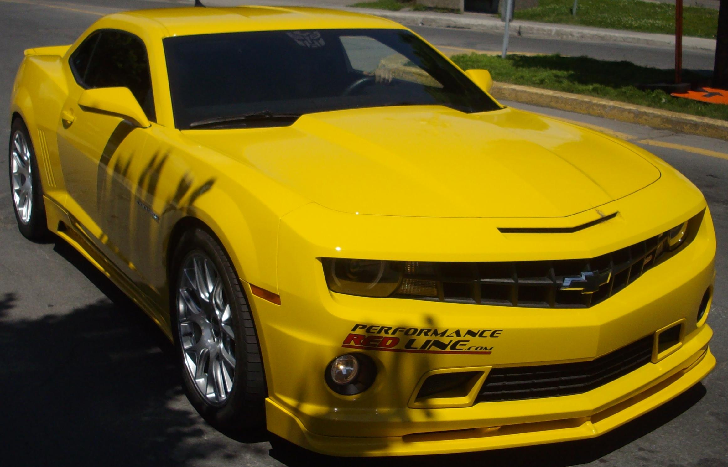 Chevrolet Camaro снизу