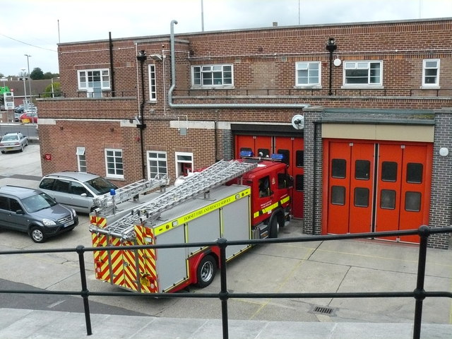 File:Weymouth - Fire Station - geograph.org.uk - 1006632.jpg