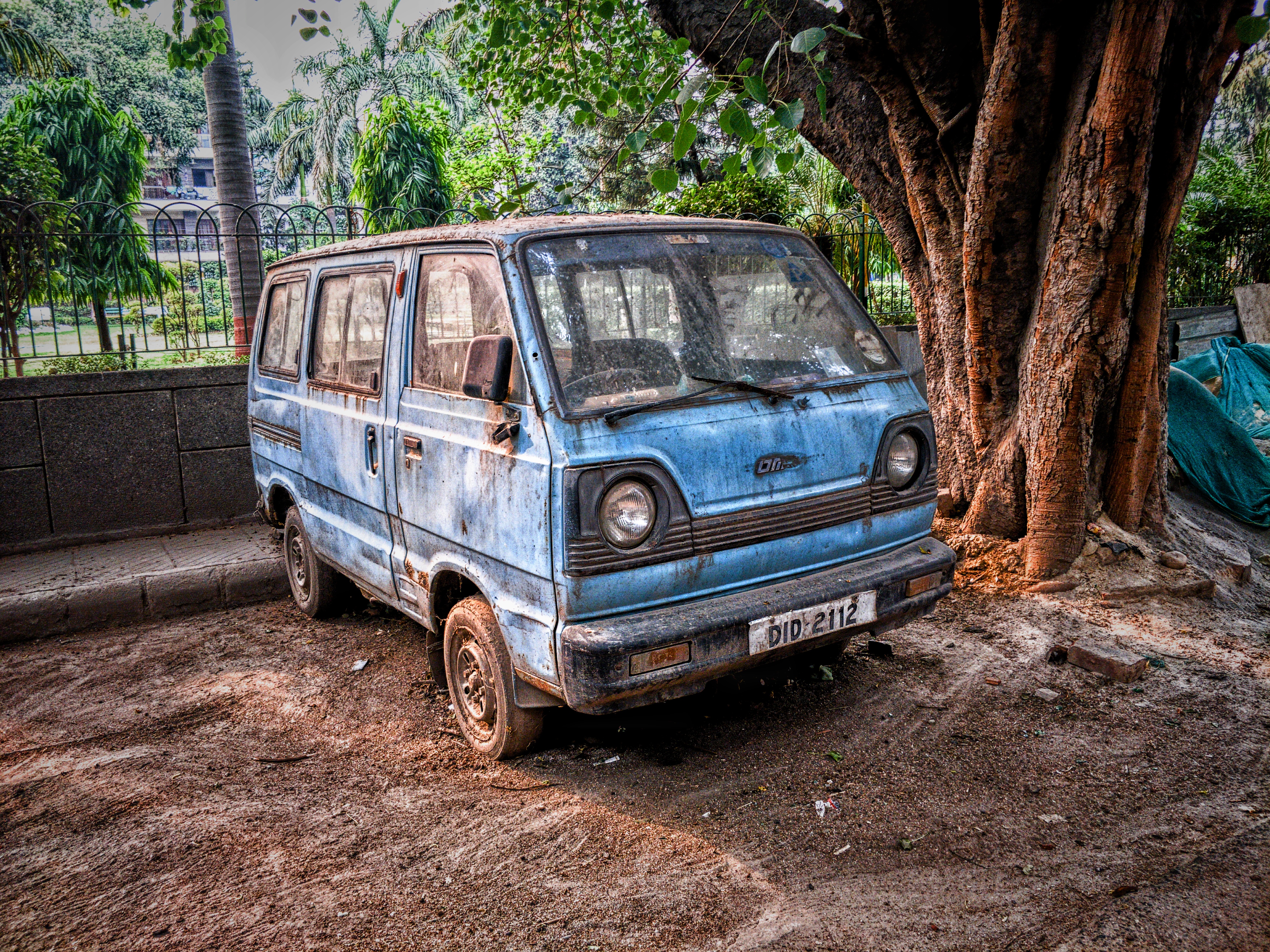 maruti omni first model