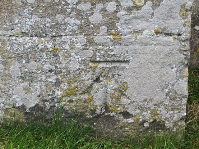 File:Bench mark on the church - geograph.org.uk - 1651700.jpg