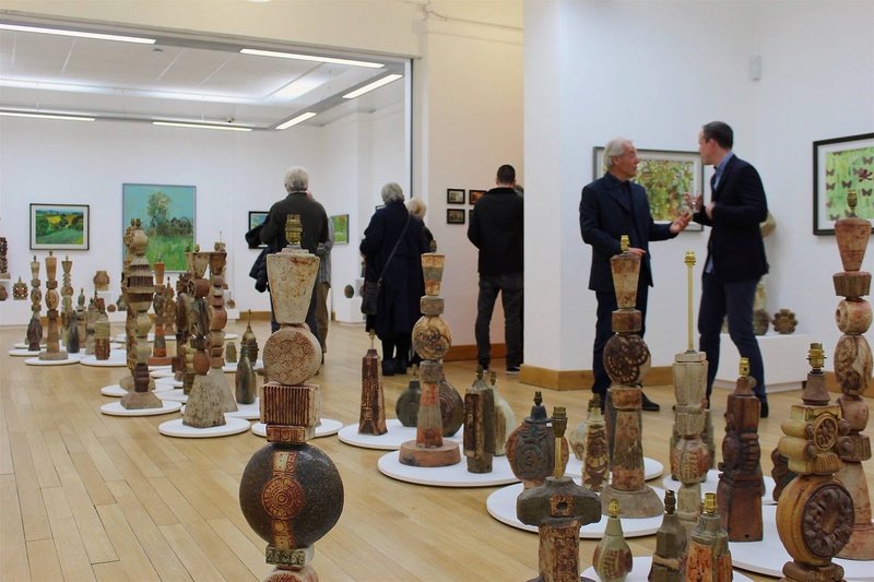 Bernard Rooke at the 2017 “Glass, Light, Paint & Clay” Exhibition, Peterborough Museum and Art Gallery