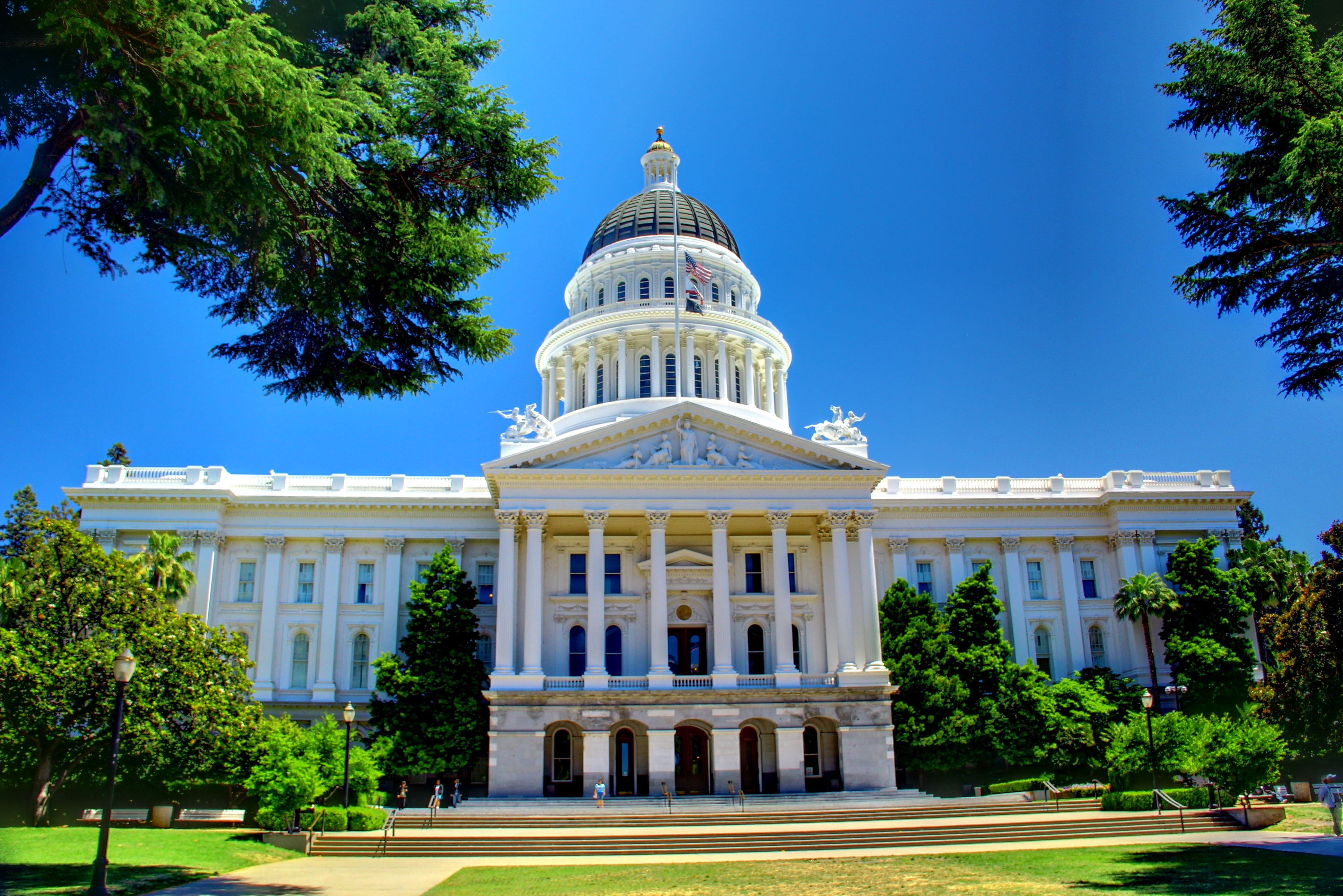 File:Capitol Building Full View.jpg - Wikipedia