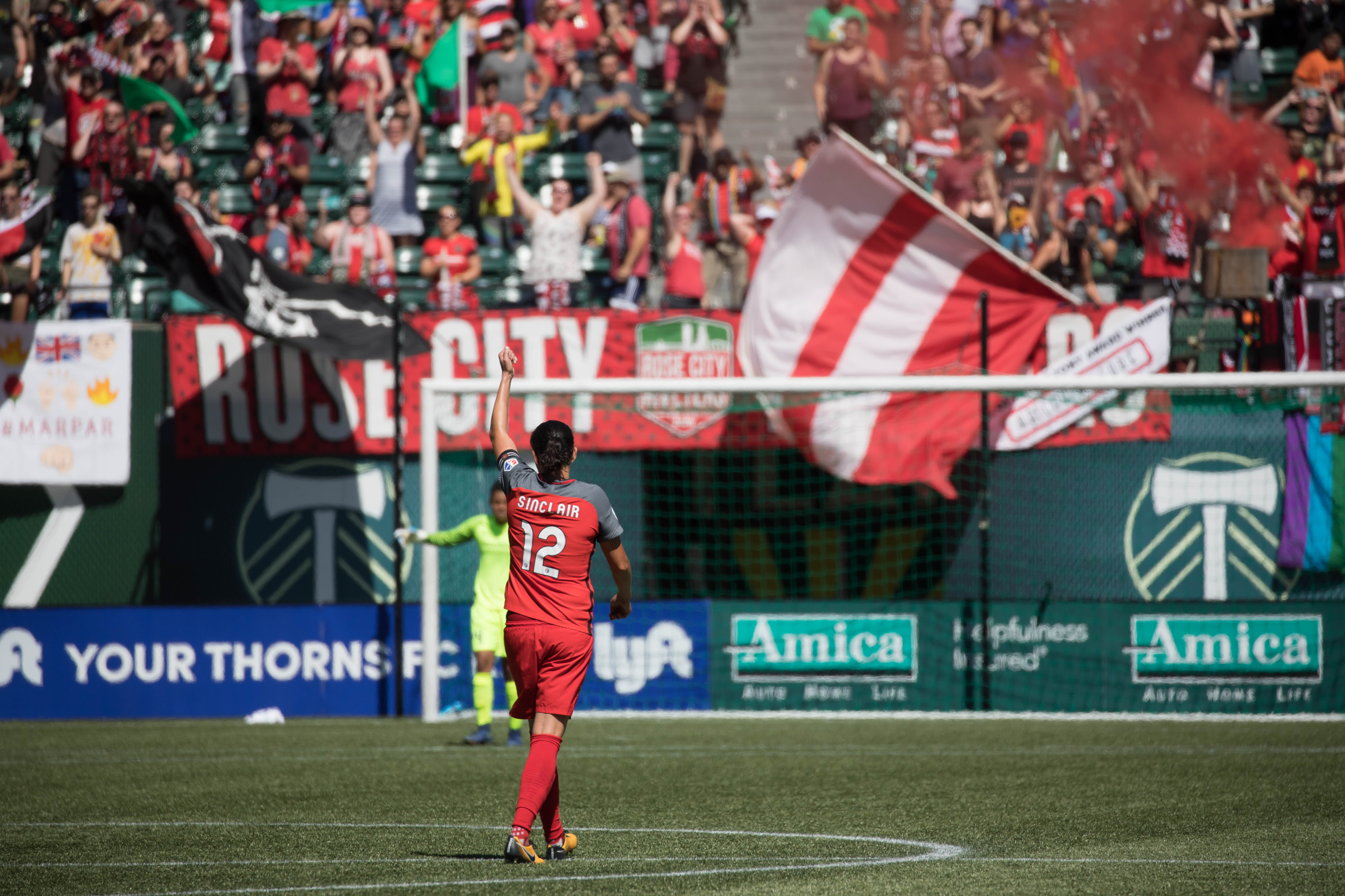 Christine Sinclair - Wikipedia