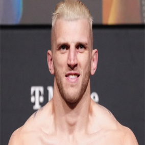 <span class="mw-page-title-main">Dan Hooker</span> New Zealand mixed martial artist