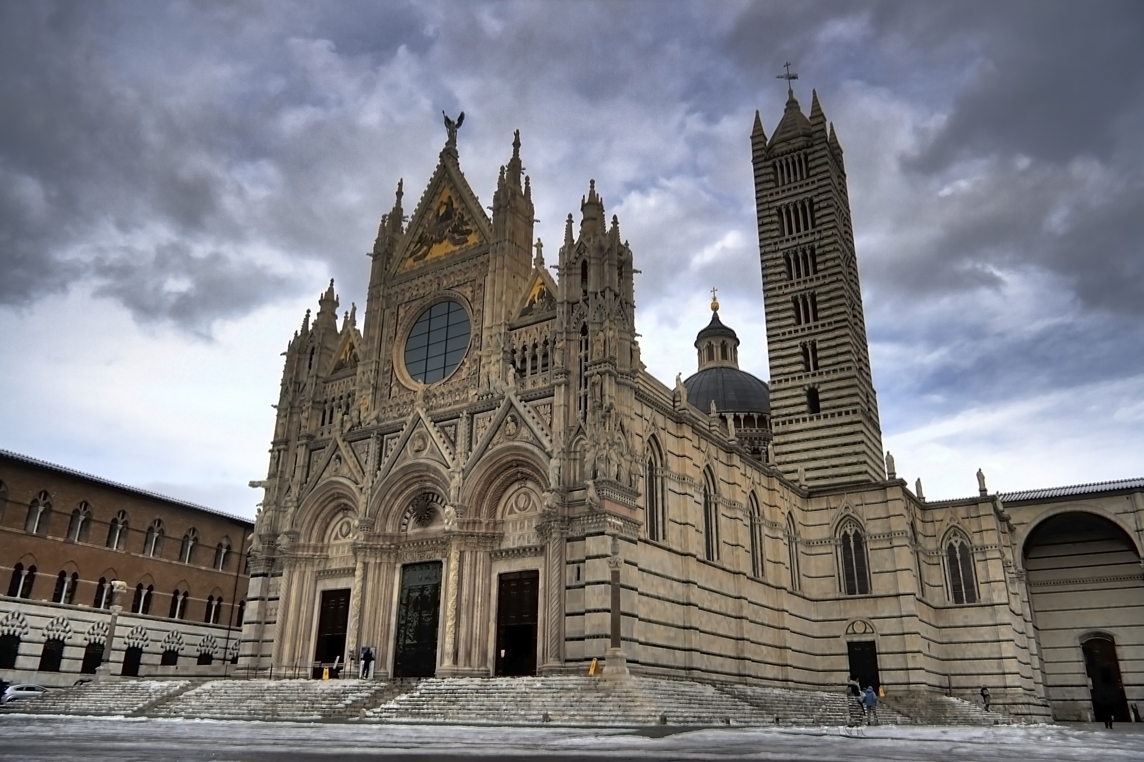 Holy suziuanna Church fasad