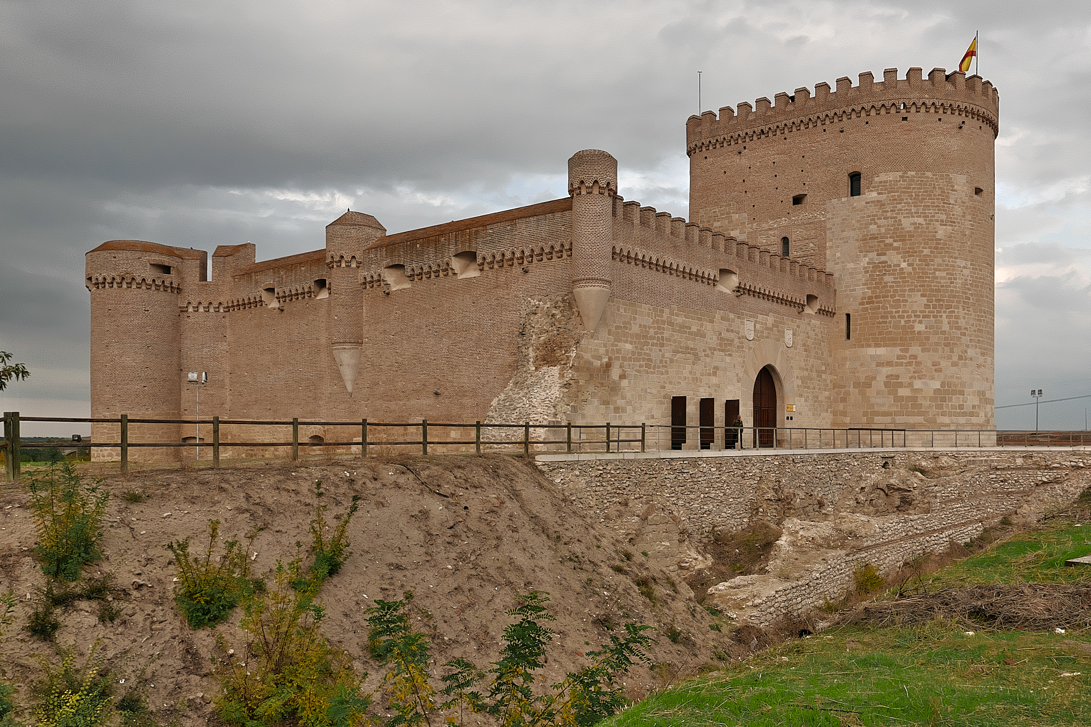 Cuál es el castillo más antiguo de españa