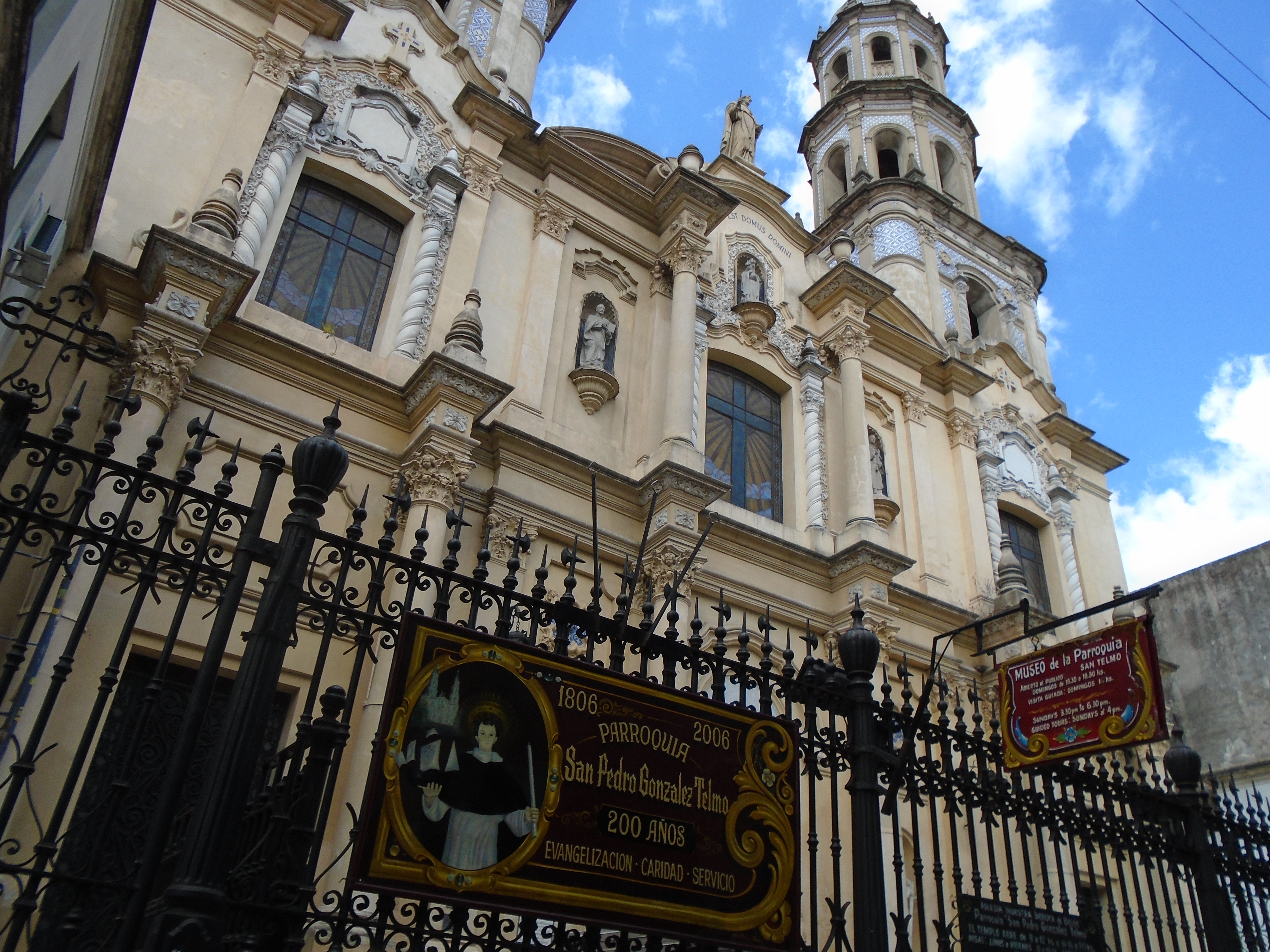 File:Iglesia de San Pedro Telmo (Buenos Aires).jpg - Wikimedia Commons