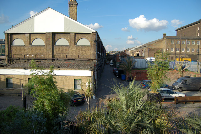 File:Kings Cross - geograph.org.uk - 254246.jpg