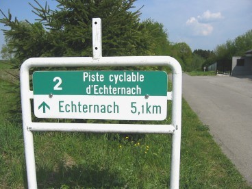 File:PisteCyclable Scheidgen.JPG