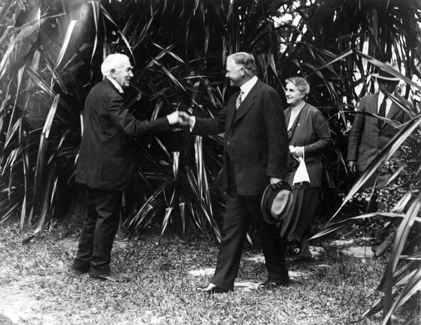 File:President Herbert Hoover greeting Thomas Edison - Fort Myers, Florida.jpg