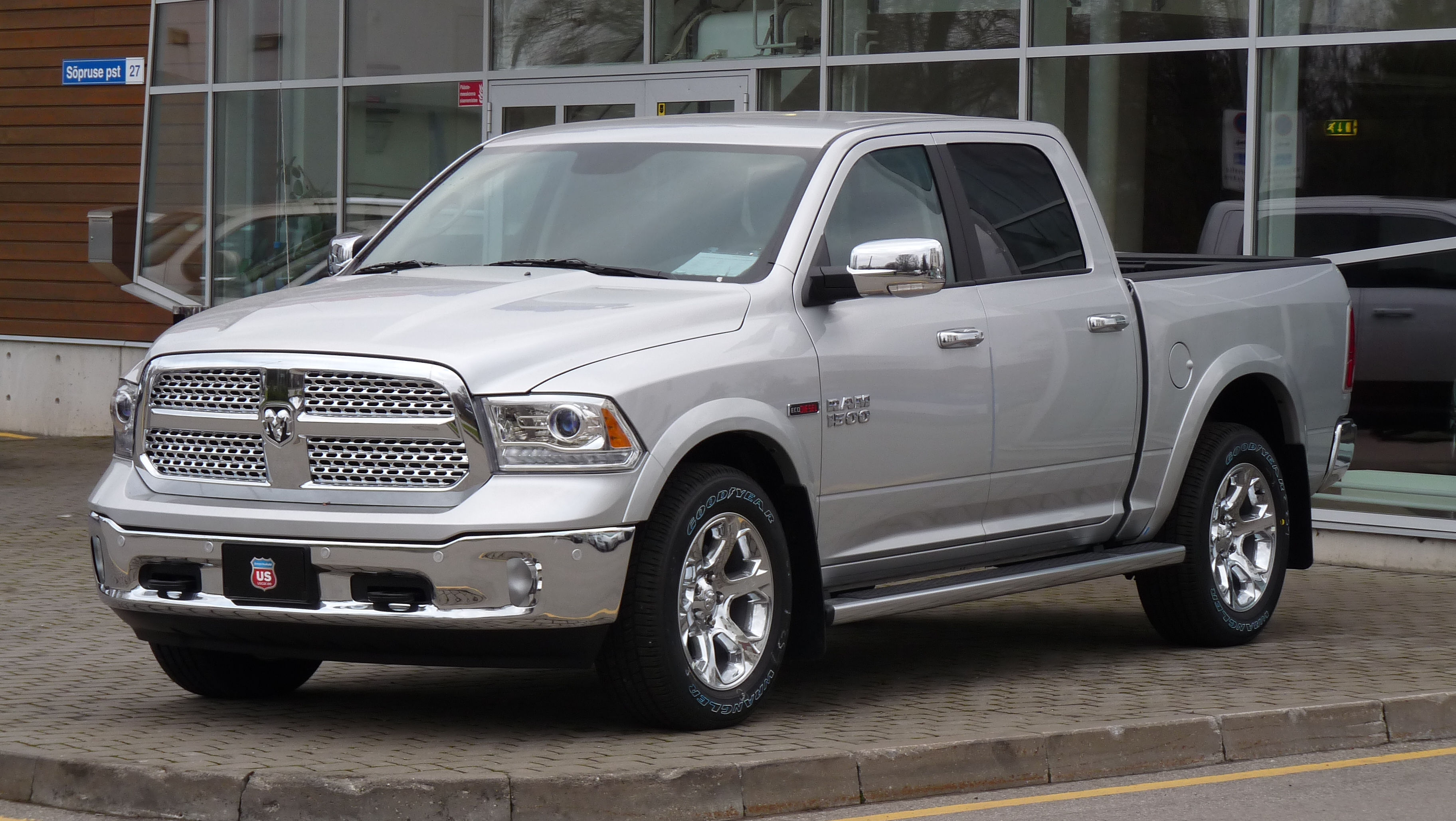 Ram file. Dodge Ram 1500 2012. Дуга Ram 1500. Рам 1500 и Крузер. Ram 1500 Rev.