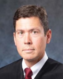 <span class="mw-page-title-main">Robert S. Huie</span> American judge (born 1976)