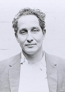 Ronnie Biggs Buckingham Constabulary mugshot 1960s.jpg