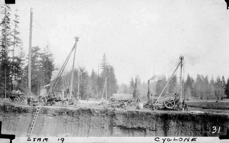 File:Steam shovels and crew along the edge of a ditch, Cascade Mountains, 1925 (TRANSPORT 1587).jpg