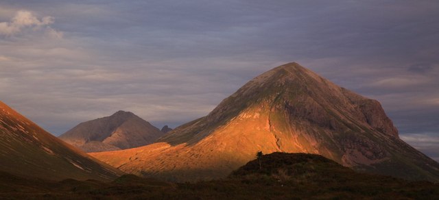 File:Sunset over Marsco 9-8-07 - geograph.org.uk - 903797.jpg