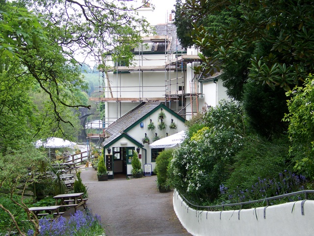 File:The Abbey Inn, Buckfast - geograph.org.uk - 1361890.jpg