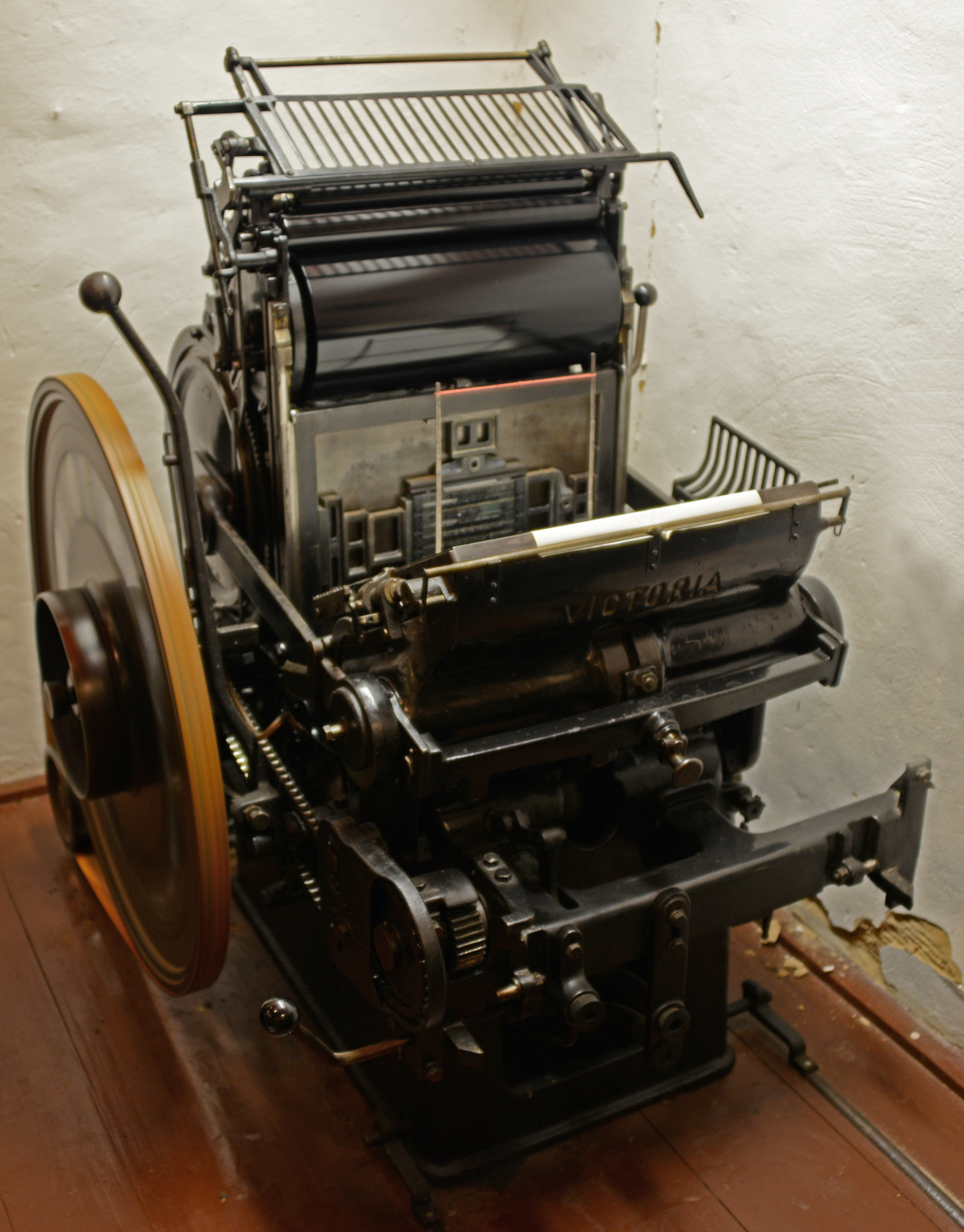 Machine press - Wikipedia