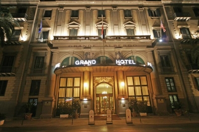 How to get to Grand Hotel Et Des Palmes with public transit - About the place