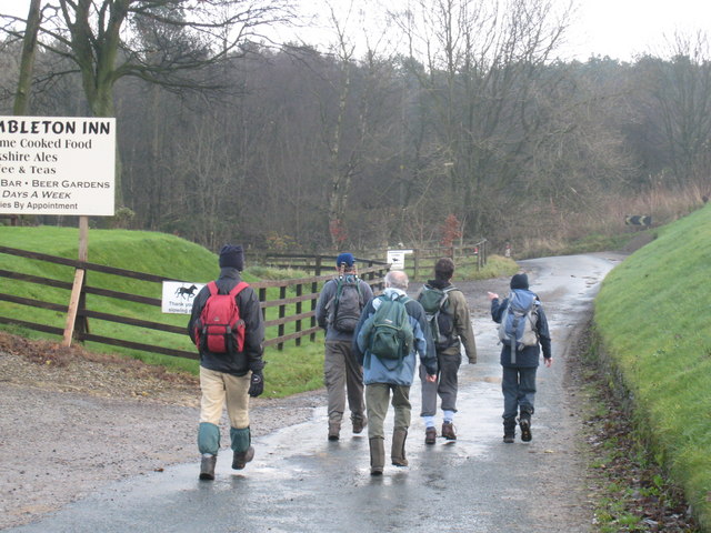 Walkers on the Cleveland Way - geograph.org.uk - 1583572