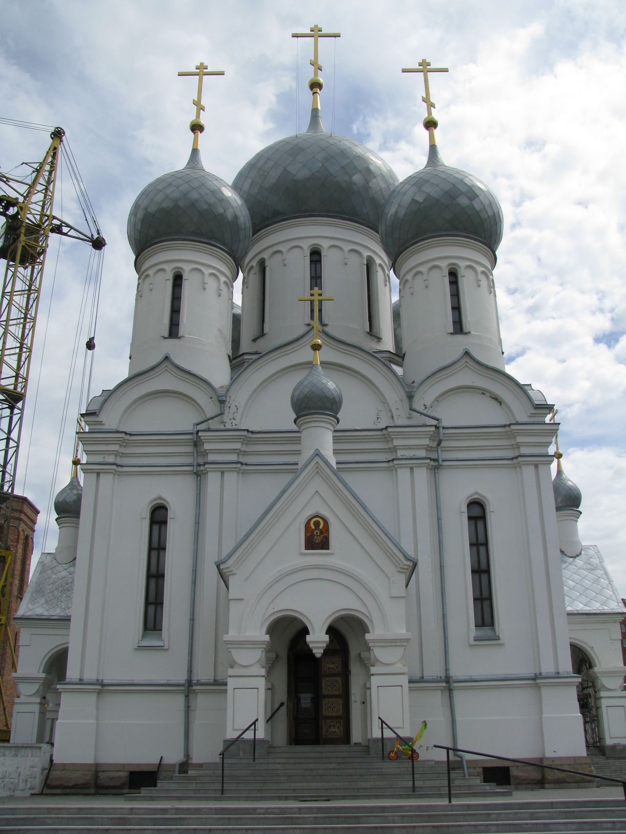 Znamenskaya_Church_in_Novosibirsk.jpg