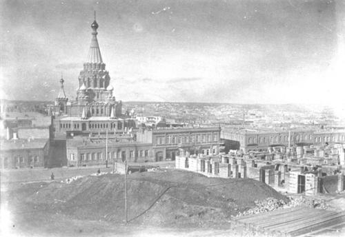 Vista de la catedral desde la fortaleza de Bakú a finales del siglo XIX.