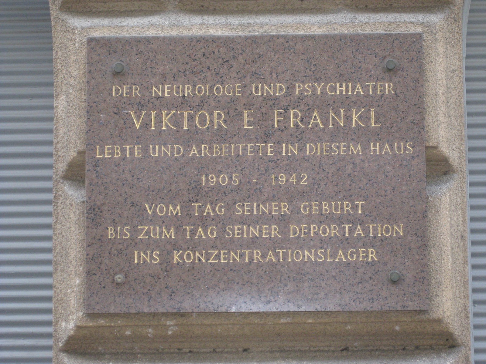 1020 Czerningasse 6 - Viktor Frankl-Gedenktafel IMG 5058.jpg