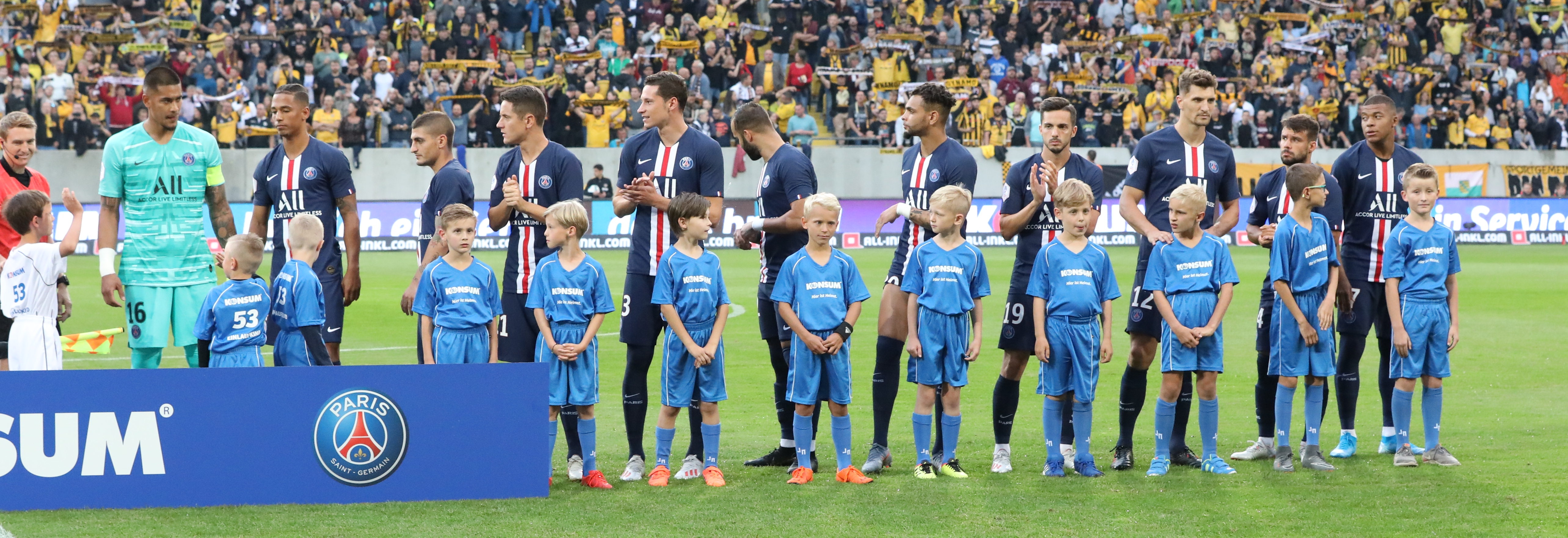 2019-07-17 SG Dynamo Dresden vs. Paris Saint-Germain by Sandro Halank-176