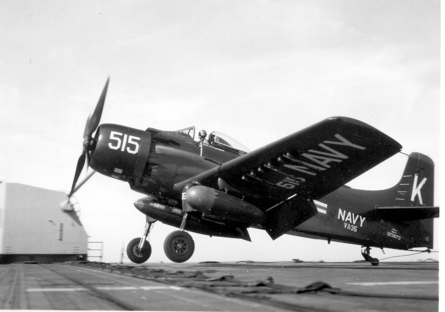 AD-4_VA-35_CV-32_1952.jpg