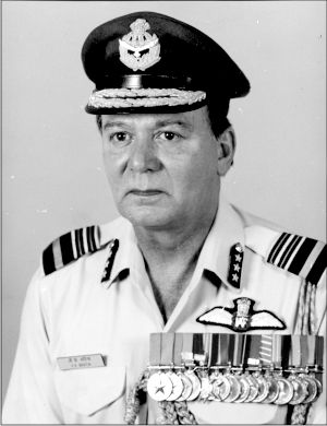 <span class="mw-page-title-main">Vinod Bhatia</span> Indian air marshal