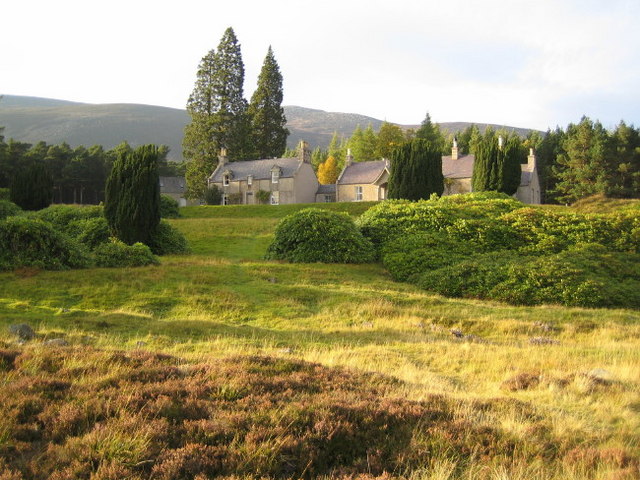 File:Allt-na-giubhsaich Lodge - geograph.org.uk - 576734.jpg