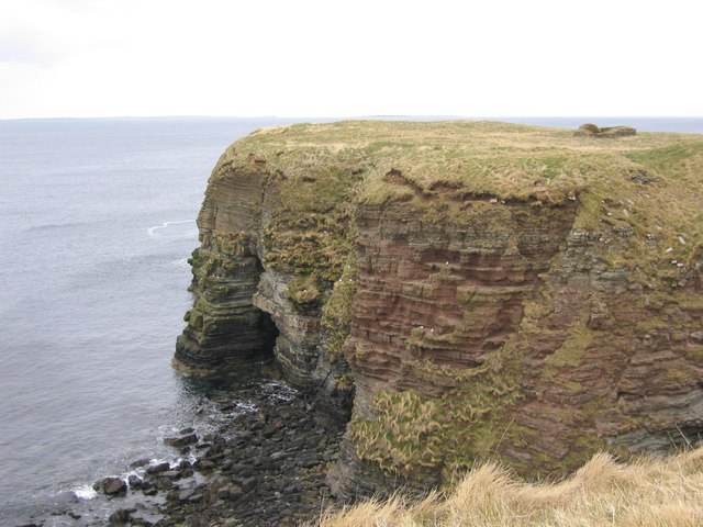 File:Ancient Settlement on Brough of Deerness - geograph.org.uk - 185961.jpg