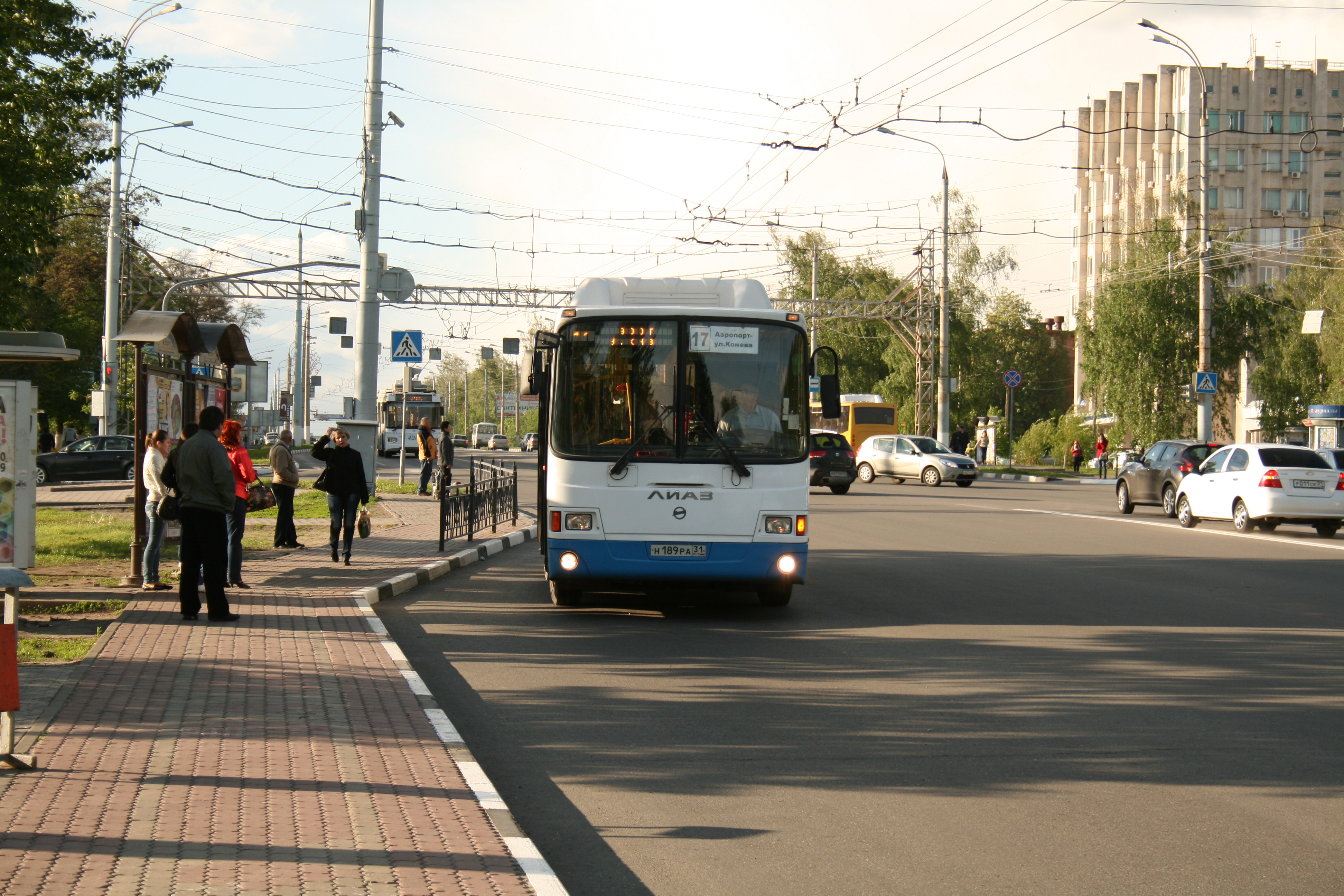 Какой автобус белгород. 13 Автобус Белгород. Маршрут 13 автобуса Белгород. 129 Автобус Белгород. Скоростной автобус Белгород.