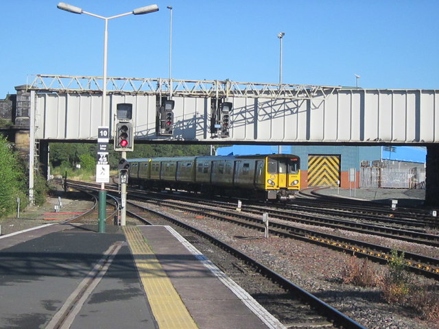 File:Bridge for A56 Over Railway at Chester Station - geograph.org.uk - 5092315.jpg