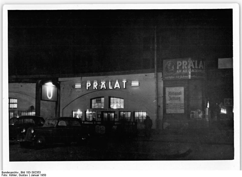 File:Bundesarchiv Bild 183-S92353, Berlin, Alexanderplatz, Nacht.jpg