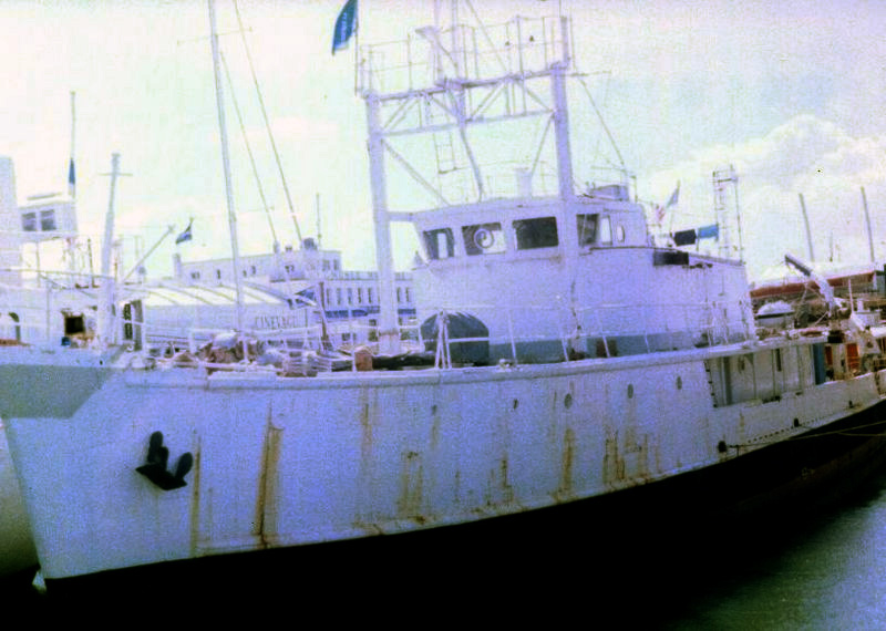 File:Calypso.1-April-1999.jpg