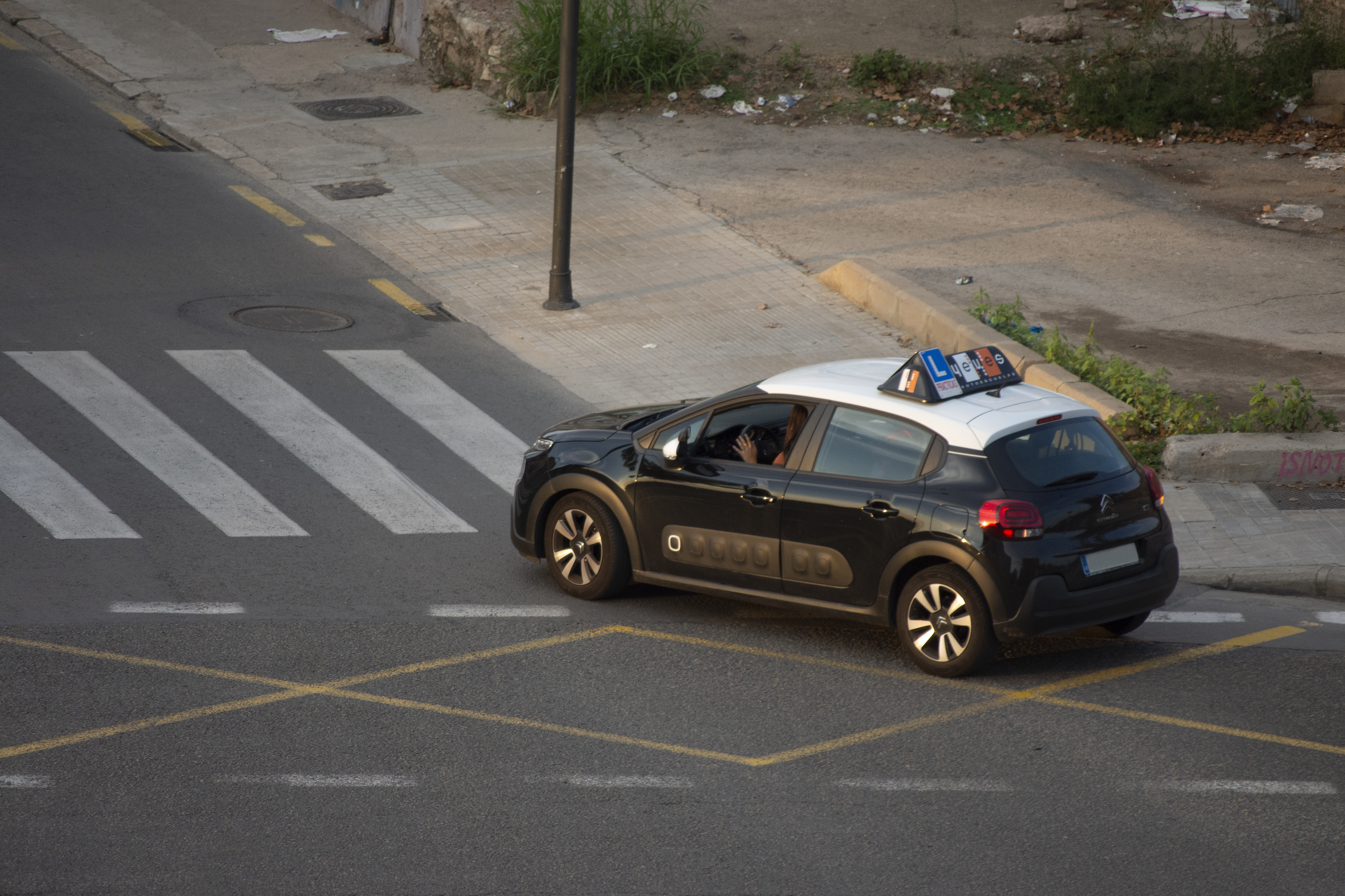 Cuanto cuesta vinilar un coche en valencia