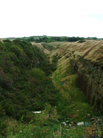 File:Dolerite Quarry, Cockfield - geograph.org.uk - 61941.jpg