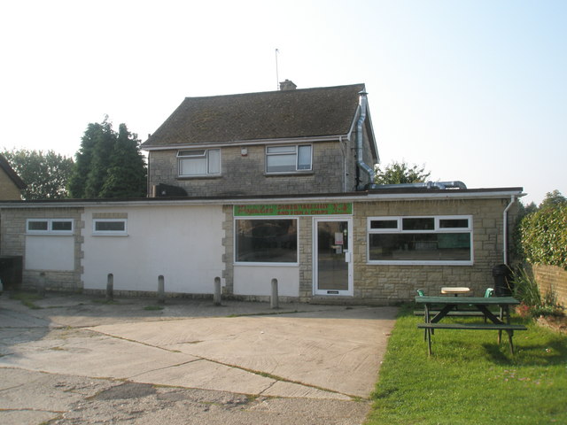 File:Fish and chip shop on the B4031 at Deddington - geograph.org.uk - 973291.jpg