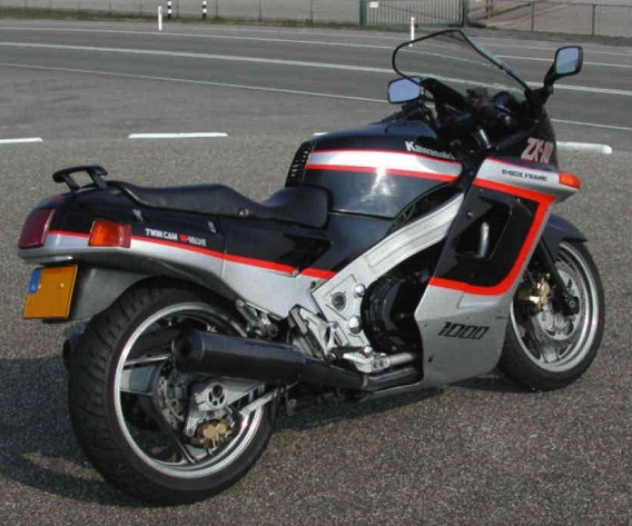 File:Kawasaki zx10 1988.jpg - Wikimedia Commons