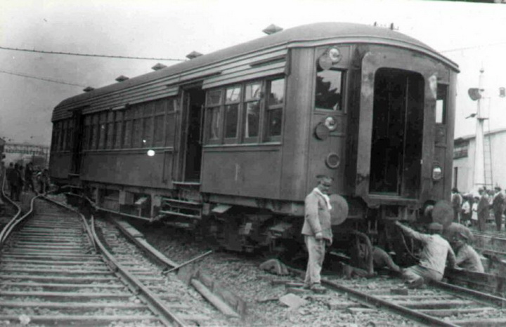 File:Metro Cammell wagon of the Buenos Aires Western Railway.jpg