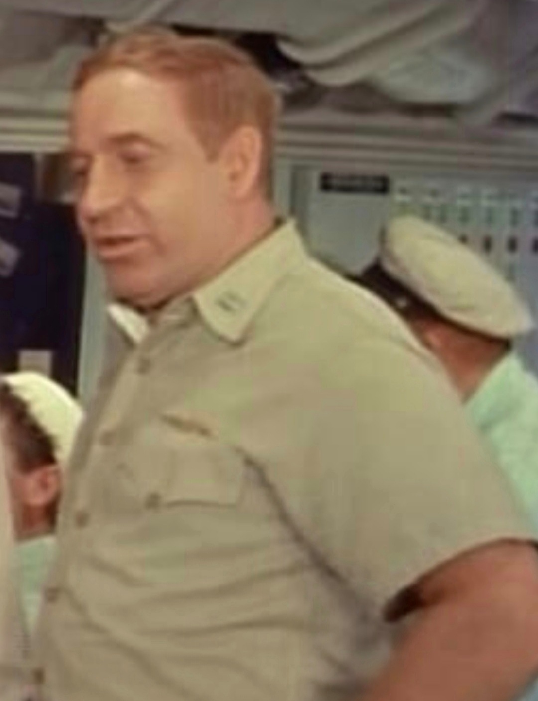 Gist in the [[trailer (promotion)|trailer]] for ''[[Operation Petticoat]]'' (1959)
