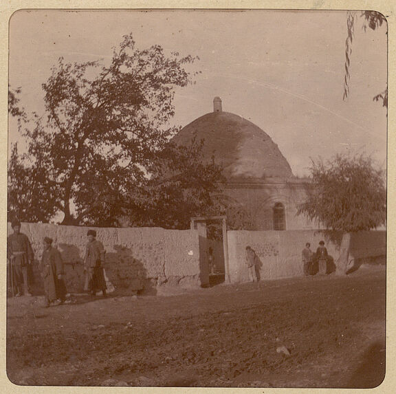 File:Qızıl Hacılı məscidi 1900-cü ildə, Gəncə.jpg